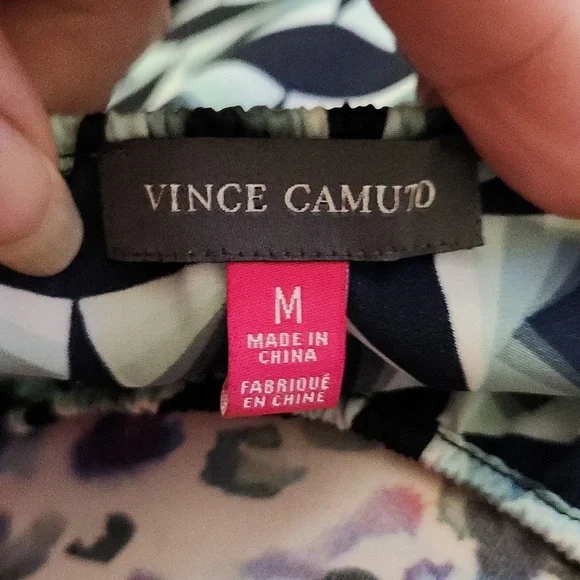 Vince Camuto Blouse - Picture 5 of 7